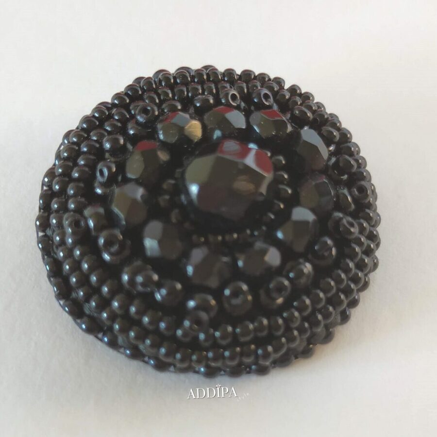 Melnas pērļotas pogas (5gab)