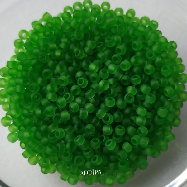 TOHO izmērs 11 sēkliņu pērlītes 10 grami, krāsa- matētas sūnu zaļas.